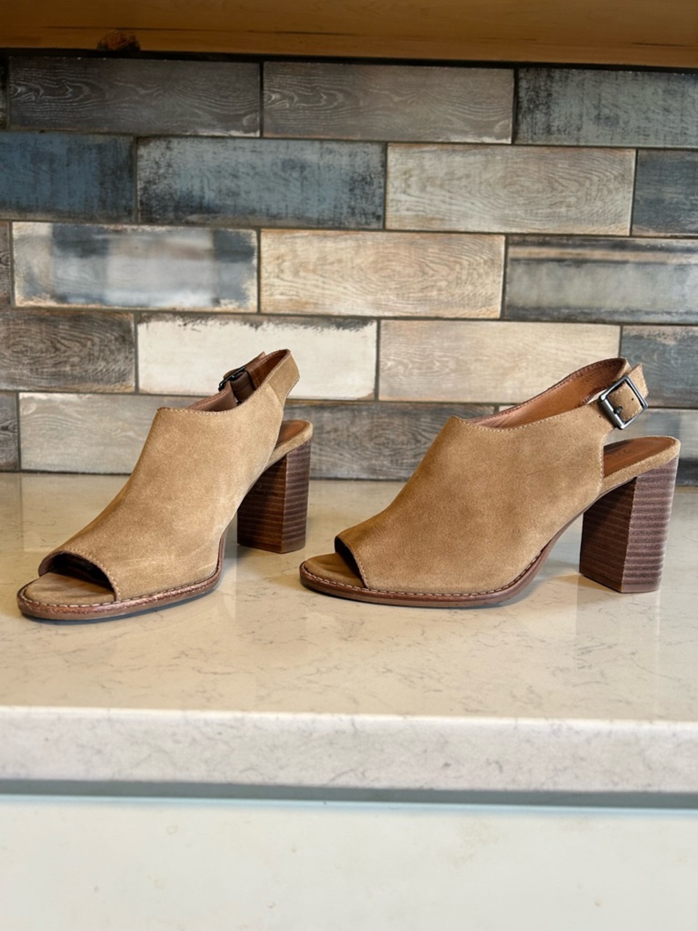 Madewell The Cary Sueded Peep Toe Heeled Sandal Mule Ankle Bootie in Faded Birch - Picture 3 of 16